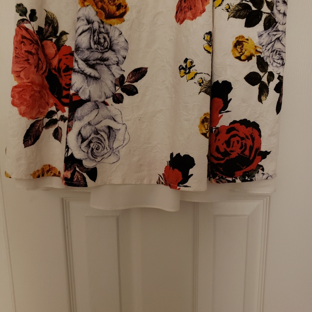 Adrianna Papell floral dress - Picture 11 of 16